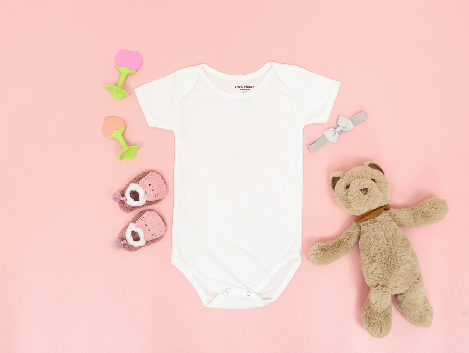 婴儿服饰白底商品原图